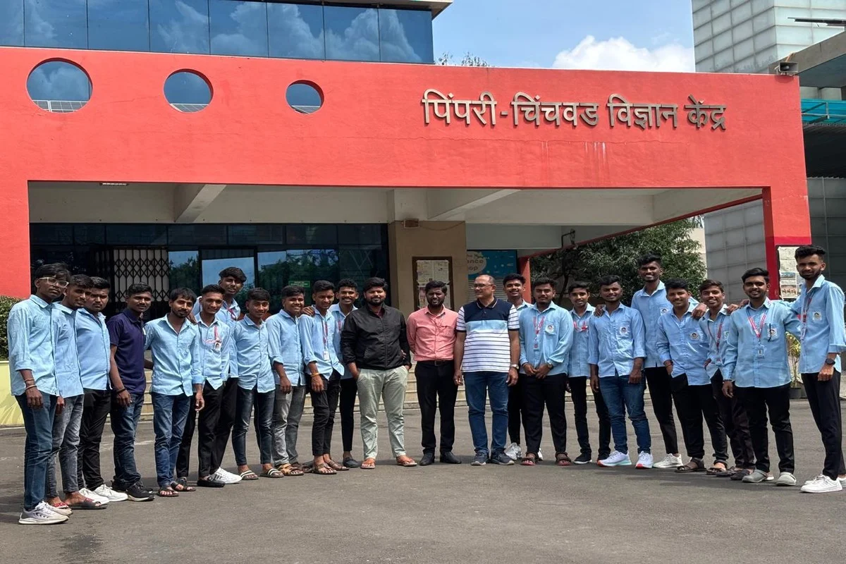 Industrial Visit Image