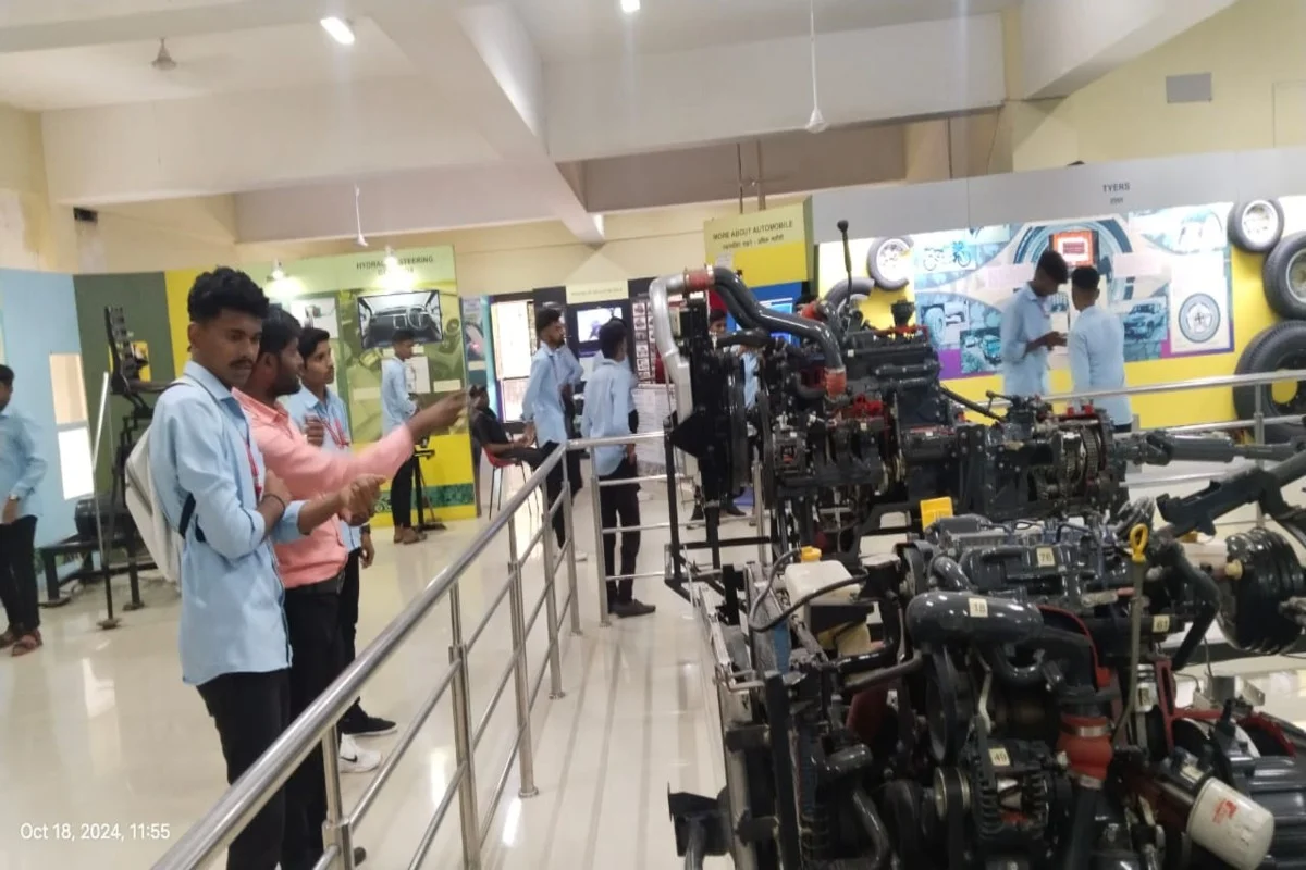 Industrial Visit Image